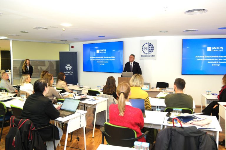 WhatsApp Image 2025-11-28 at 08.59.32